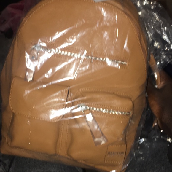 Reaction Kenneth Cole Backpack - Picture 1 of 3